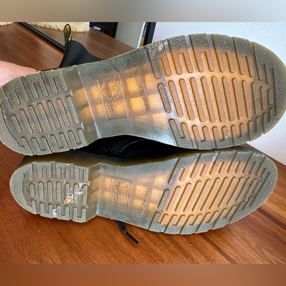 Dr. Martens 1460 Pascal Boot, size 8 - Picture 7 of 8